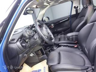 2018 MINI COOPER 5DOORS D 1.5 HIGH트림 - 8