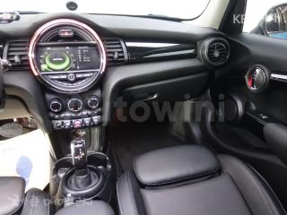 2018 MINI COOPER 5DOORS D 1.5 HIGH트림 - 10