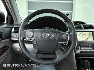 2012 TOYOTA CAMRY 2.5 XLE - 13