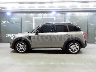 WMWYU9101K3H02002 2019 MINI COOPER COUNTRYMAN D ALL4 2.0 HIGH TRIM-2