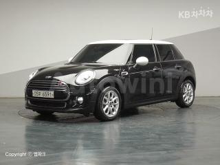 WMWXU1103H2F12715 2017 MINI COOPER 5DOORS 1.5 HIGH트림-1