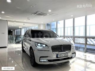 5LM5J9XC6MGL01269 2021 LINCOLN AVIATOR 3.0 V6 BLACK LABEL-2