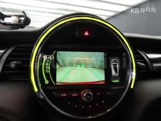 2017 MINI COOPER 3DOORS 1.5 HIGH트림 - 14