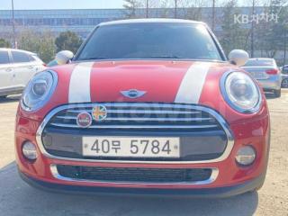 WMWXT3103F2B73479 2015 MINI COOPER 5DOORS D 1.5-0