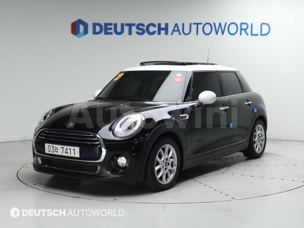 2016 MINI COOPER 5DOORS D 1.5 HIGH트림 - 1