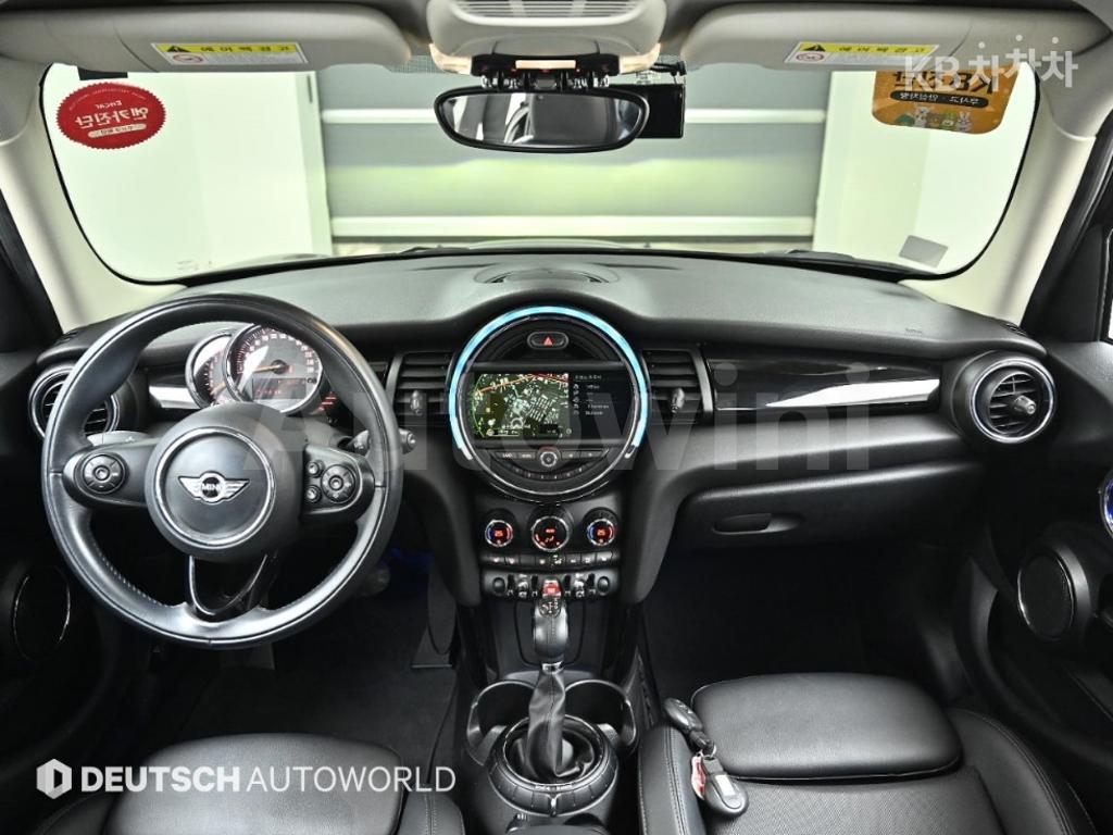 2016 MINI COOPER 5DOORS D 1.5 HIGH트림 - 7
