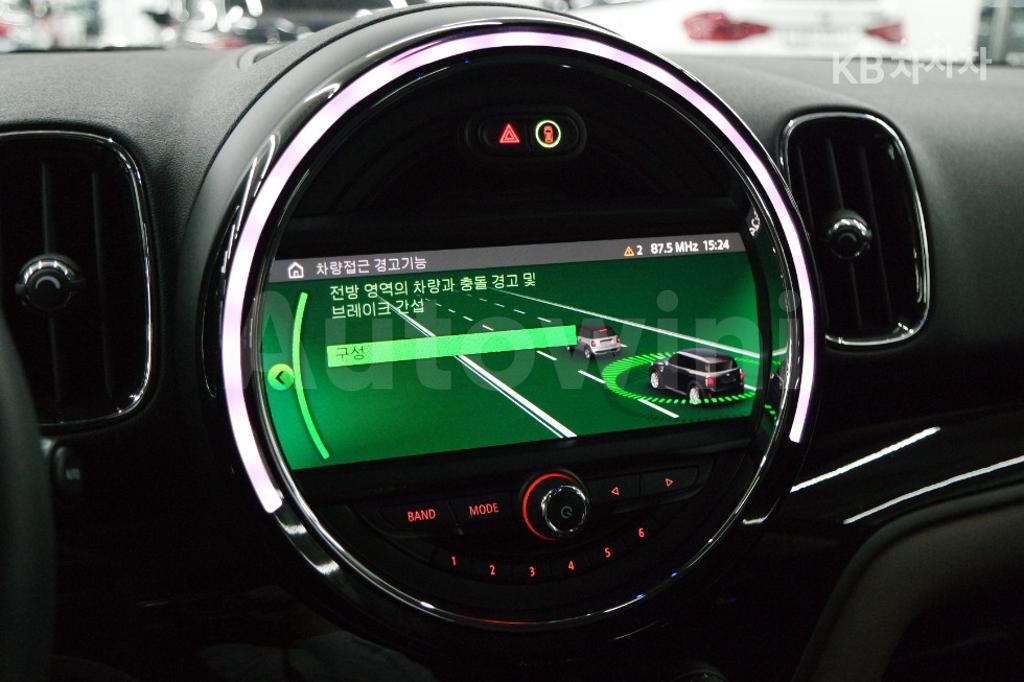 2019 MINI COOPER COUNTRYMAN 1.5 COOPER HIGHTRIM - 16