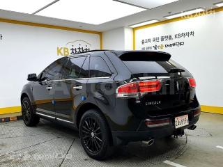 2LMDJ8JK5DBL47180 2013 LINCOLN MKX 3.7 AWD-3