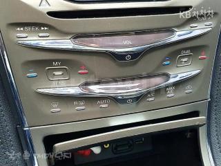 2013 LINCOLN MKX 3.7 AWD - 12