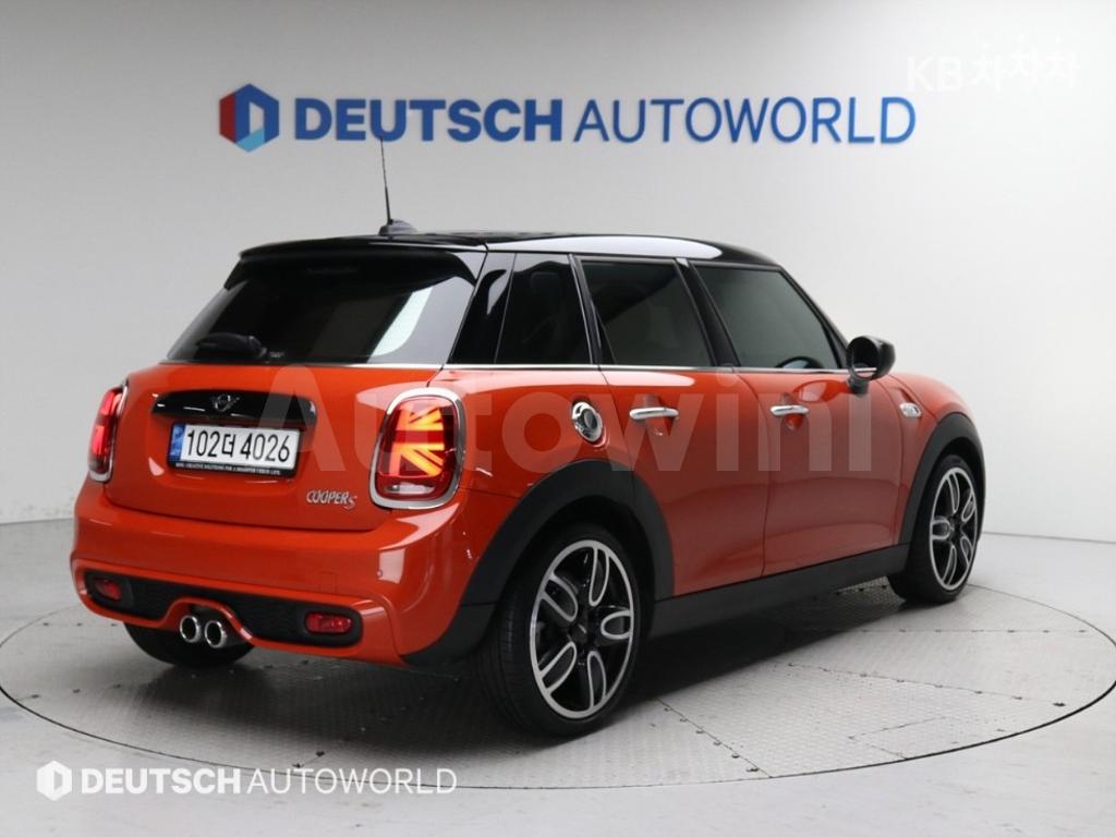 2021 MINI COOPER 5DOORS S 2.0 BASIC - 2