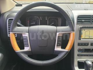 2010 LINCOLN MKX 3.5 AWD - 10