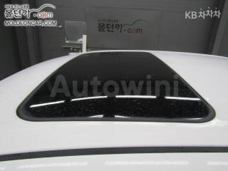 2012 TOYOTA CAMRY 2.5 HYBRID XLE - 8