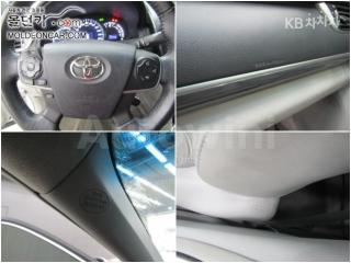 2012 TOYOTA CAMRY 2.5 HYBRID XLE - 11