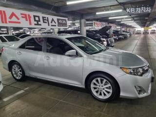 2013 TOYOTA CAMRY 2.5 XLE - 2