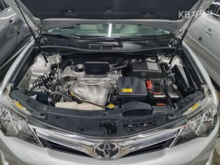 2013 TOYOTA CAMRY 2.5 XLE - 6