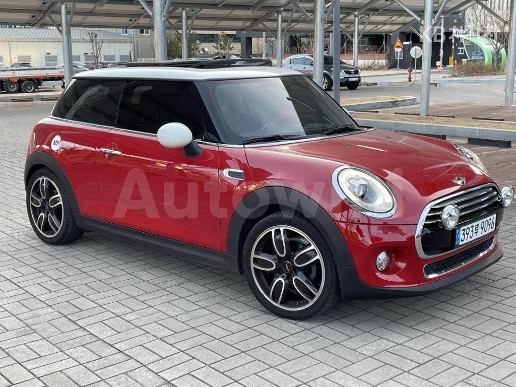 WMWXN3105G2A94696 2016 MINI COOPER 3DOORS D 1.5 미드트림-1