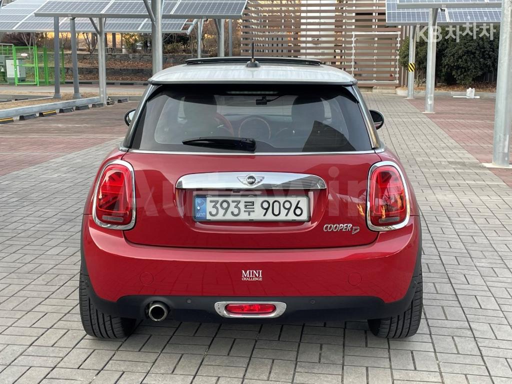 WMWXN3105G2A94696 2016 MINI COOPER 3DOORS D 1.5 미드트림-4