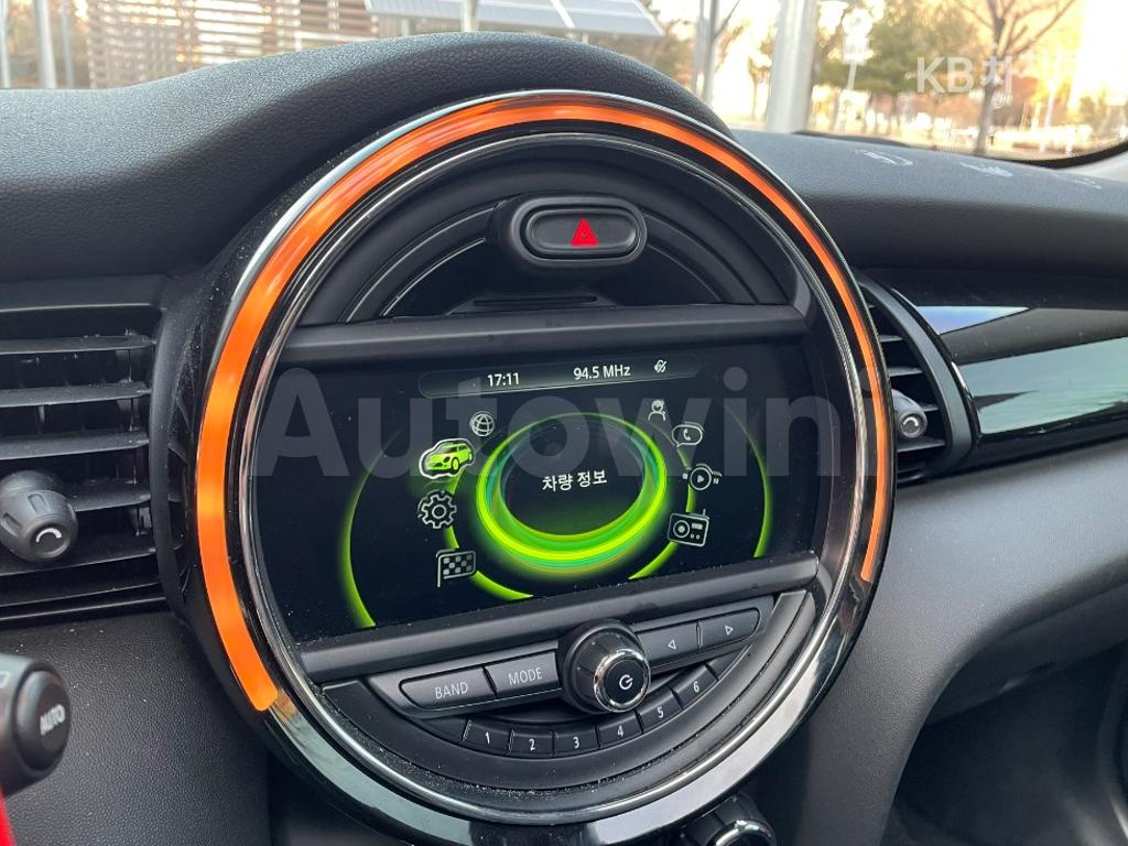 2016 MINI COOPER 3DOORS D 1.5 미드트림 - 13