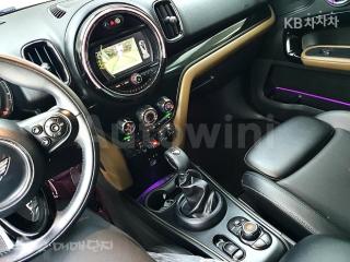 2018 MINI COOPER COUNTRYMAN D SE 2.0 - 12