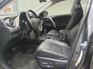 2018 TOYOTA RAV4 2.5 2WD - 13