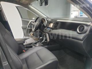 2018 TOYOTA RAV4 2.5 2WD - 17