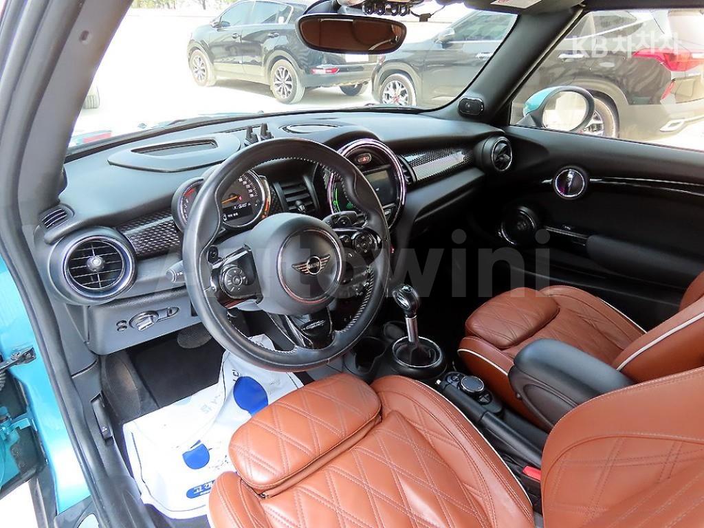 2019 MINI  CONVERTIBLE S 2.0 - 7