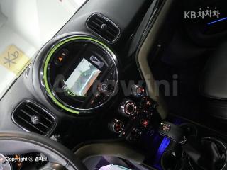 2018 MINI COOPER COUNTRYMAN 2.0 COOPER D - 9