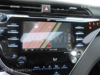 2018 TOYOTA CAMRY 2.5 HYBRID XLE - 13