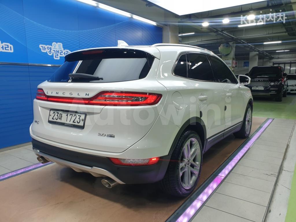 5LMCJ2A9XFUJ25682 2015 LINCOLN MKC 2.0 AWD 셀렉트(101A)-4