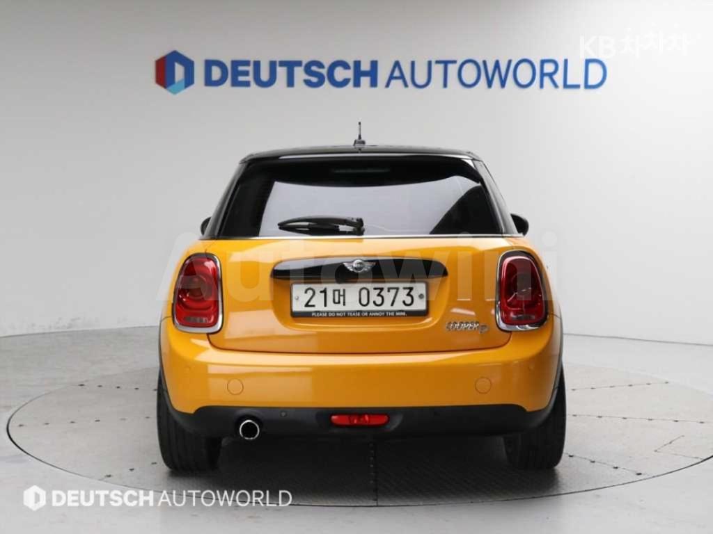 2016 MINI COOPER 5DOORS 1.5 미드트림 - 4