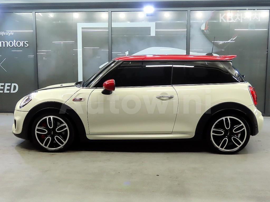 WMWXM9104H2D64427 2017 MINI COOPER 3DOORS S 2.0 JCW BASIC-2