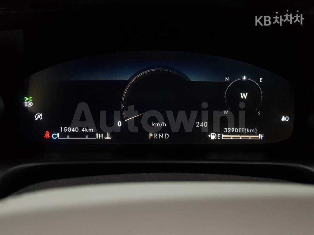 5LM5J9XC9MGL01251 2021 LINCOLN AVIATOR 3.0 V6 BLACK LABEL-4