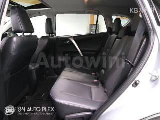 2018 TOYOTA RAV4 2.5 2WD - 10