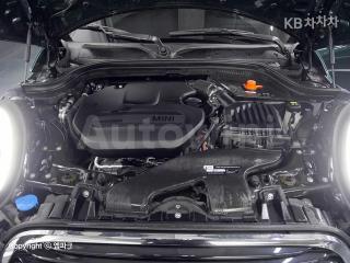 WMWXV310XJTC98685 2018 MINI COOPER 5DOORS D 1.5-4