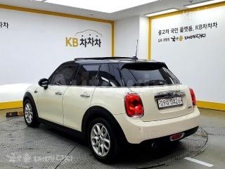 2016 MINI COOPER 5DOORS 1.5 BASIC - 24
