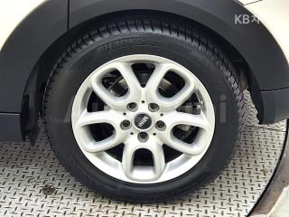 2016 MINI COOPER 5DOORS 1.5 BASIC - 18