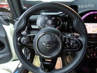 2021 MINI  CONVERTIBLE S 2.0 - 7
