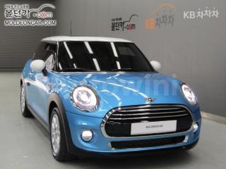WMWXN3104H2E00823 2017 MINI COOPER 3DOORS D 1.5 HIGH트림-1