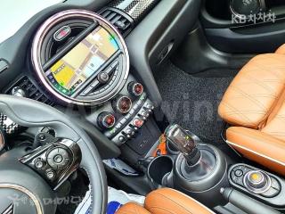 2020 MINI  CONVERTIBLE 2.0 JCW BASIC - 12