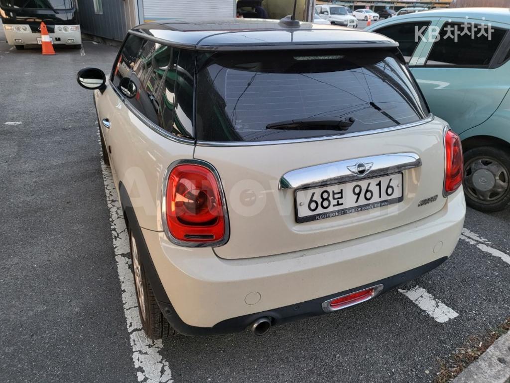 WMWXP5106H2F93305 2017 MINI COOPER 3DOORS 1.5 HIGH트림-2