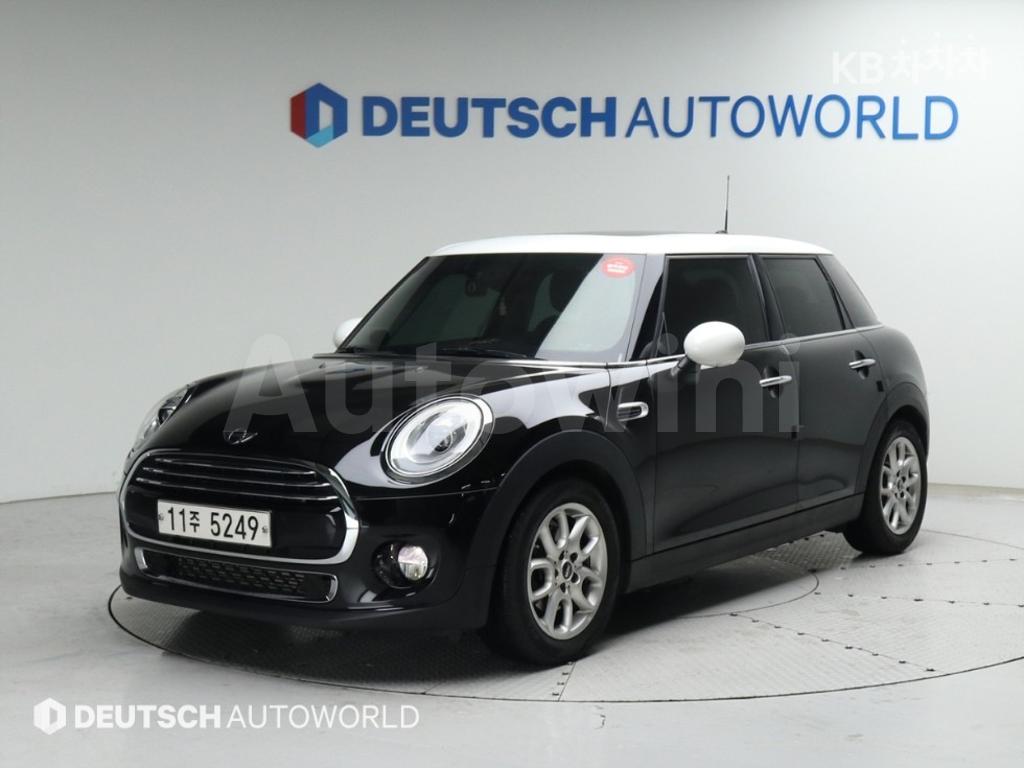 WMWXT310XF2B72717 2015 MINI COOPER 5DOORS D 1.5-0