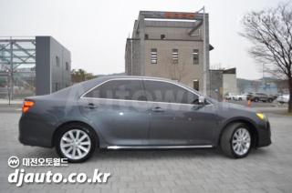 2012 TOYOTA CAMRY 2.5 XLE - 5