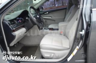 2012 TOYOTA CAMRY 2.5 XLE - 14