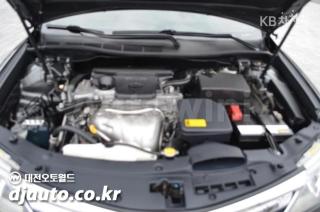 2012 TOYOTA CAMRY 2.5 XLE - 18