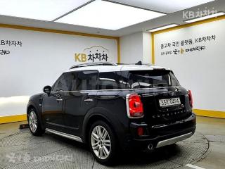 2018 MINI COOPER COUNTRYMAN D ALL4 2.0 HIGH TRIM - 24