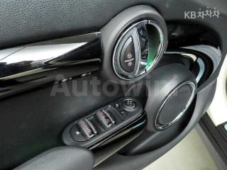 2016 MINI COOPER 5DOORS D 1.5 - 12