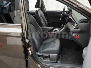 2018 TOYOTA CAMRY 2.5 XLE - 15