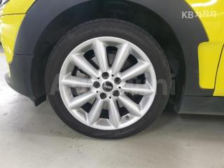 2019 MINI COOPER CLUBMAN D 2.0 일반형(09~) - 19
