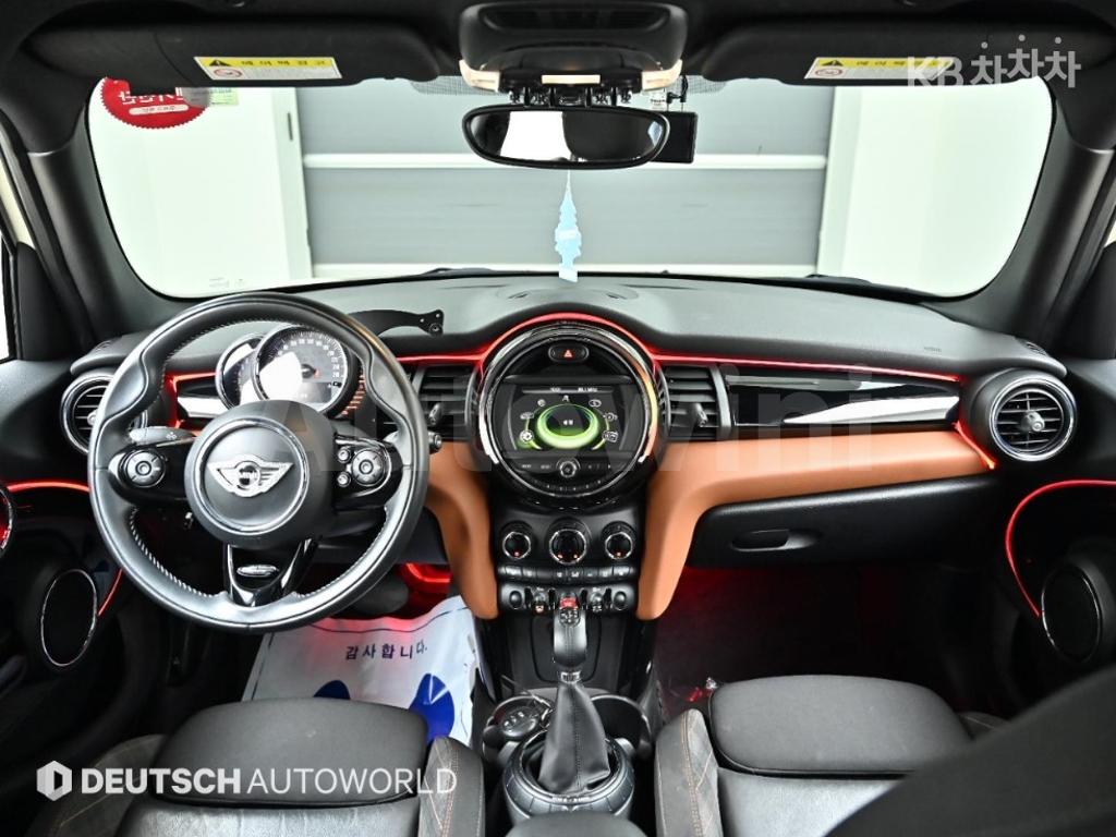 2017 MINI COOPER 5DOORS 1.5 FINE LEATHER EDITION - 7