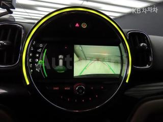 2018 MINI COOPER COUNTRYMAN D ALL4 2.0 HIGH TRIM - 15